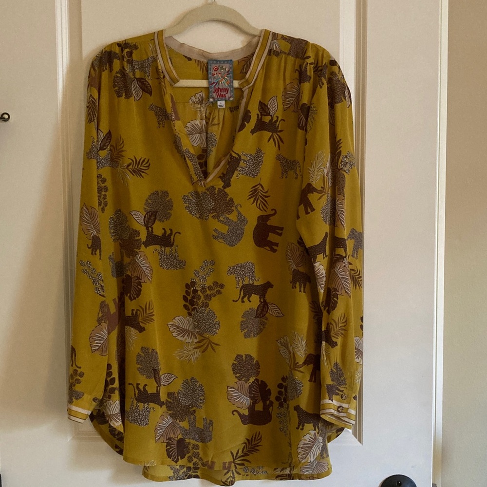Johnny Was Animal print blouse EUC